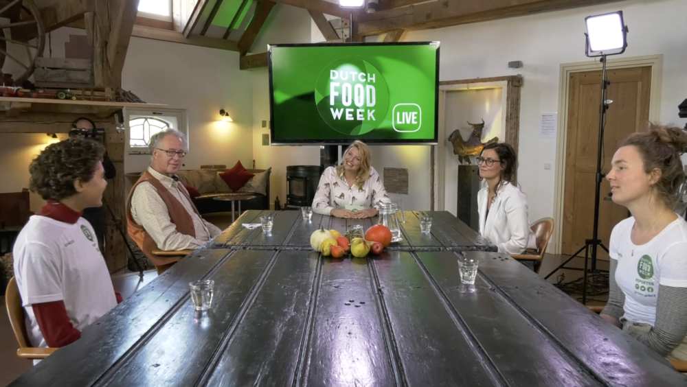 Voorzitter Dirk Duijzer geeft startsein voor Dutch Food Week